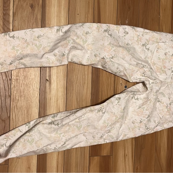 GAP Floral Print Jeans - Soft Pastel - Picture 2 of 3